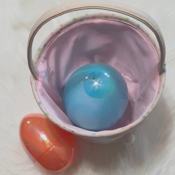 Polka Dot Easter Basket with Bunny Applique - Picture 5 of 9